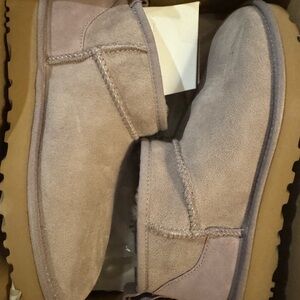 UGG Classic Ultra Mini in SGRP
